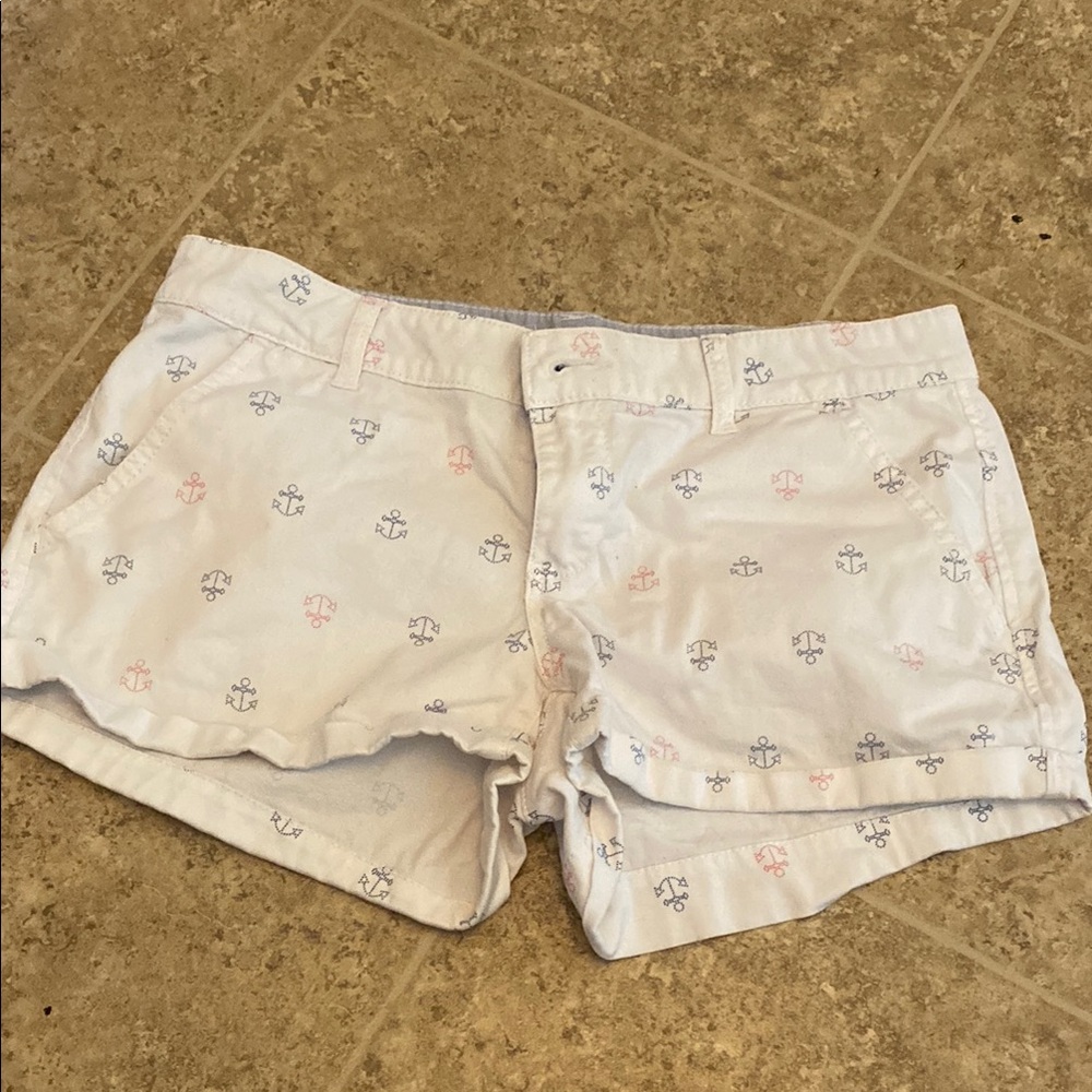 Anchor Print White Shorts